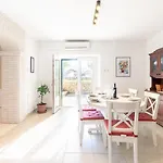 Komun Apartamento