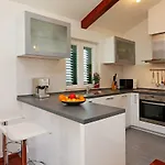 Komun Apartamento *