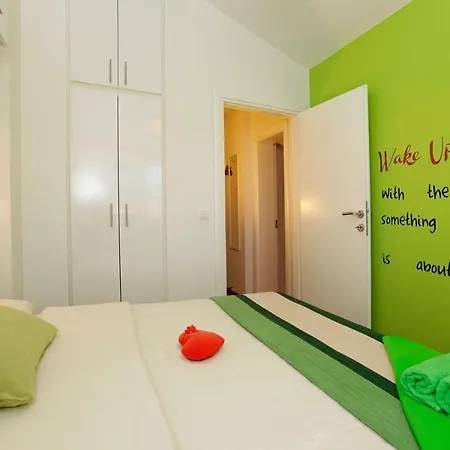 Komun Apartament Vela Luka