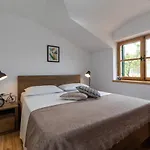 Komun Apartment *