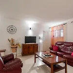 Komun Apartment