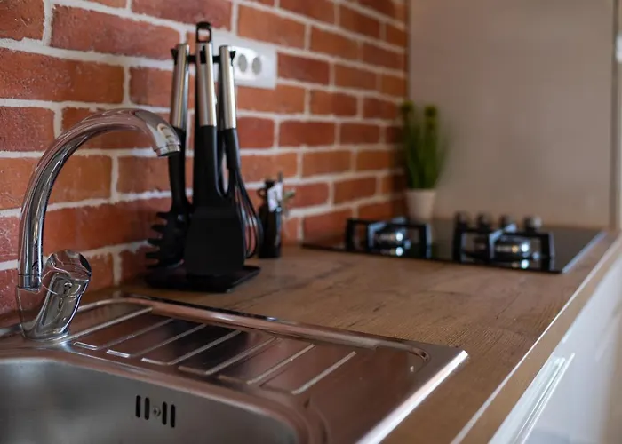 Komun Διαμέρισμα *