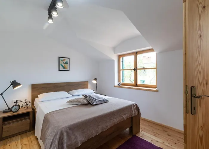 Komun Διαμέρισμα Vela Luka