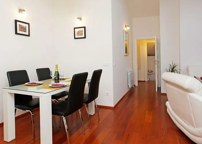 Διαμέρισμα Komun Vela Luka